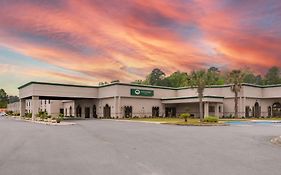 Cottonwood Suites Savannah Hotel & Conference Center